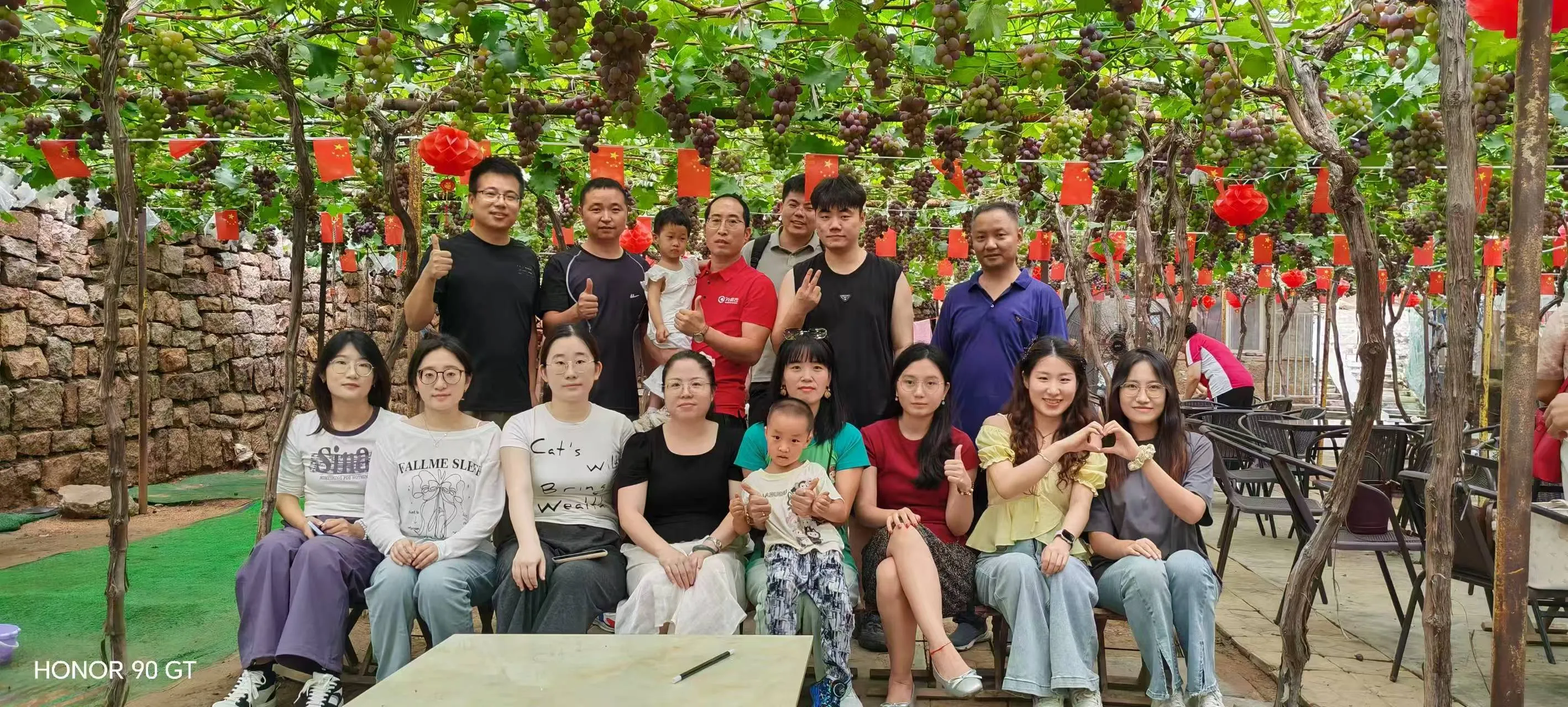 సైజీ టీమ్ ఈవెంట్ పోటీ మరియు జట్టుకృషిపై దృష్టి సారించింది